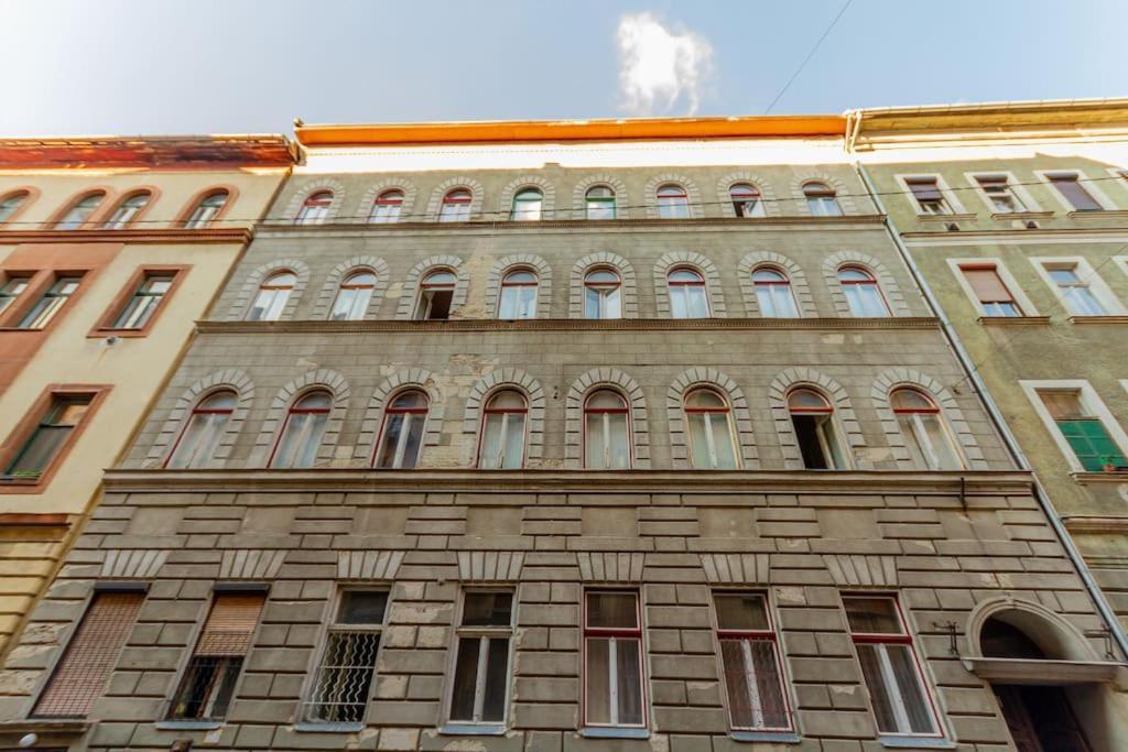 부다페스트 Cozy Nest By The Andrassy Avenue 아파트 외부 사진